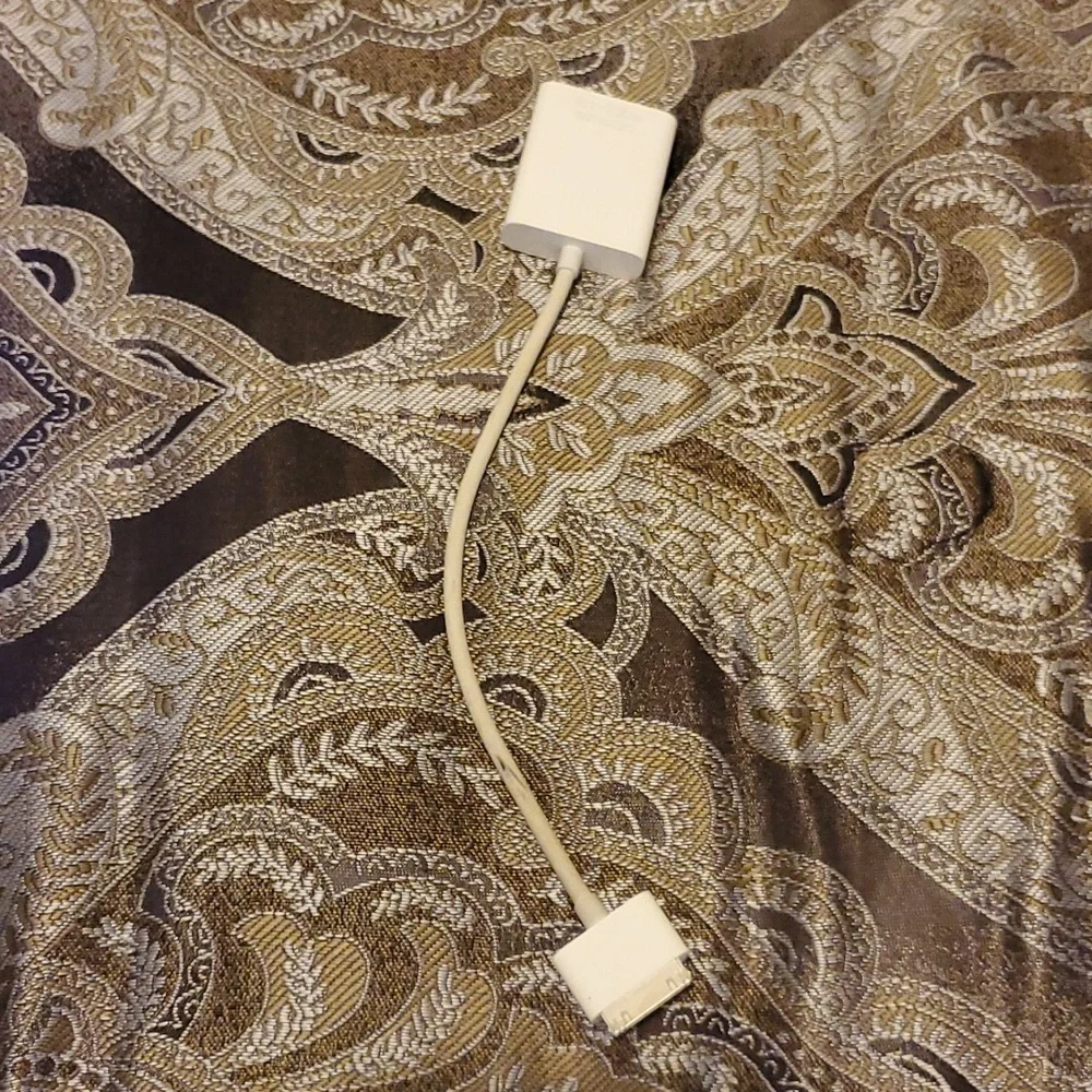 Apple 30-Pin to VGA Adapter